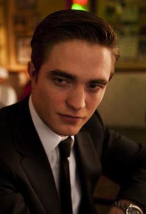 روبرت باتينسون أكثر الرجال جاذبية في العالم